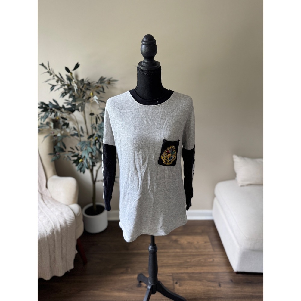 Harry Potter Hogwarts School of Witchcraft and Wizardry Gray Black Jersey Shirt